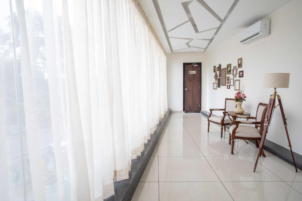 Hotel Alaya Dehradun Exterior foto